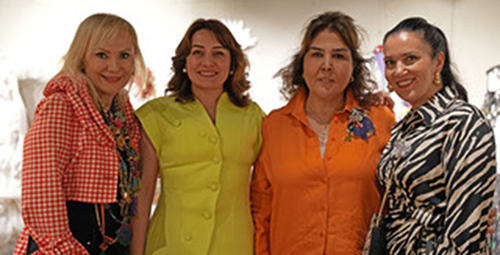 
						
						Zeliha Sunal, hem